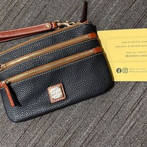 NWOT Dooney & Bourke Triple Zip Wristlet
